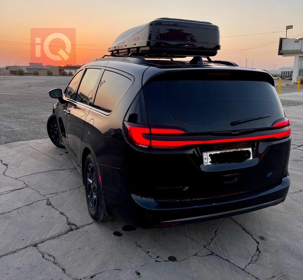 کرایسلەر پاسیفیکا